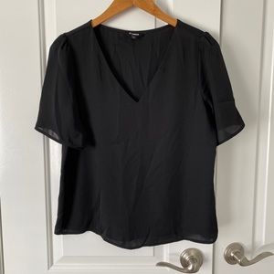 Express short sleeve flowy T. Size small